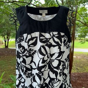 Loft size 4P black and white floral dress